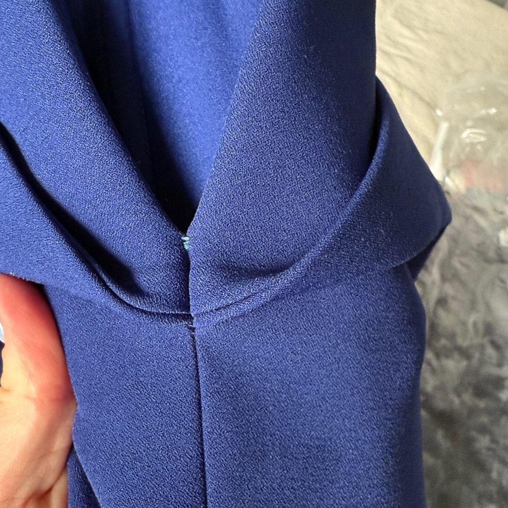 BCBGMAXAZRIA Amalie Off-The-Shoulder Stretch Crepe Gown - Picture 15 of 16